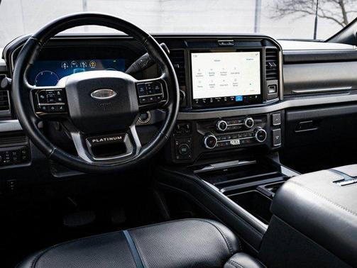 2025 Ford F-250 Platinum