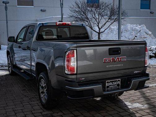 2022 GMC Canyon AT4