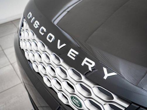 2025 Land Rover Discovery P360 Metropolitan Edition
