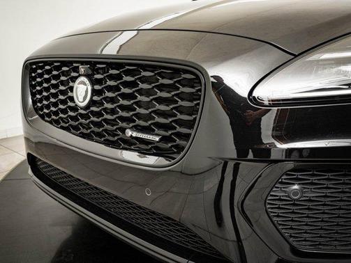 2024 Jaguar E-PACE R-Dynamic SE P250 AWD Automatic