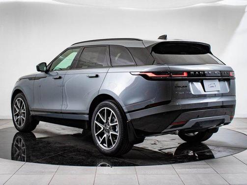 2026 Land Rover Range Rover Velar P250 SE R-Dynamic