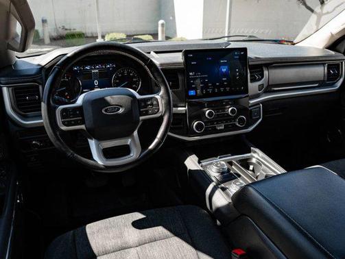 Agate Black Metallic 2022 Ford Expedition XLT