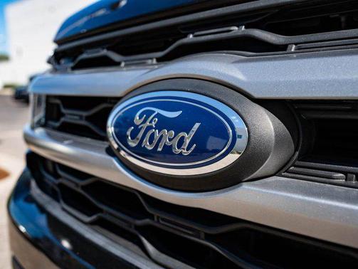 Agate Black Metallic 2022 Ford Expedition XLT