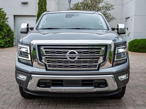 Gun Metallic 2021 Nissan Titan SL