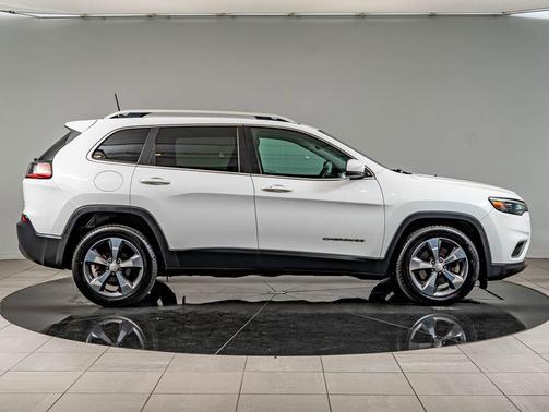 Bright White Clearcoat 2019 Jeep Cherokee Limited