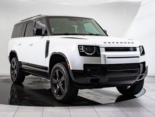 2024 Land Rover Defender 130 P400 X-Dynamic SE