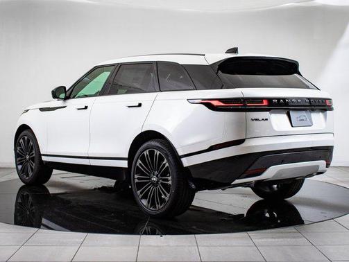 2026 Land Rover Range Rover Velar P400 Dynamic SE