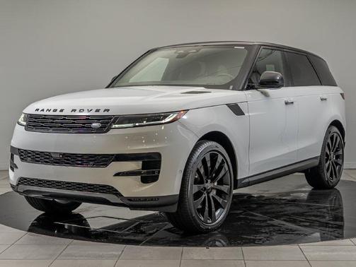 Fuji White 2026 Land Rover Range Rover Sport SE
