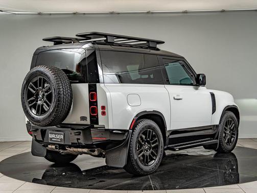 White 2023 Land Rover Defender 90 X-Dynamic SE