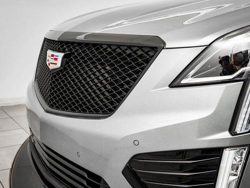 2025 Cadillac XT5 Sport