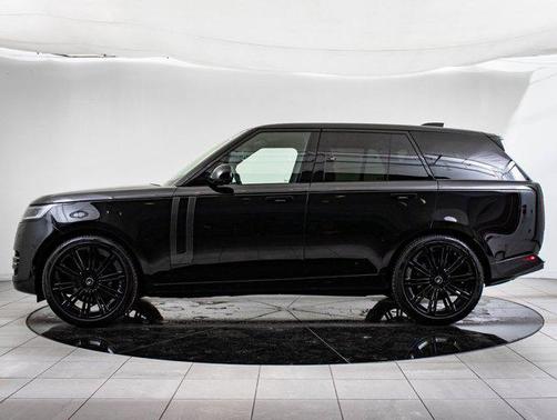 2024 Land Rover Range Rover P530 SE
