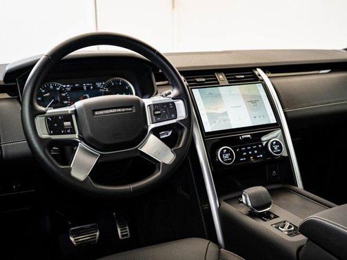 White 2023 Land Rover Discovery P300 S R-Dynamic