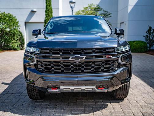 Black 2024 Chevrolet Suburban 4WD Z71