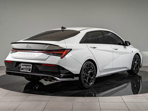 Atlas White 2024 Hyundai ELANTRA N Line