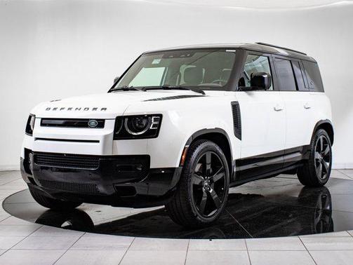 2024 Land Rover Defender 110 P400 X-Dynamic SE