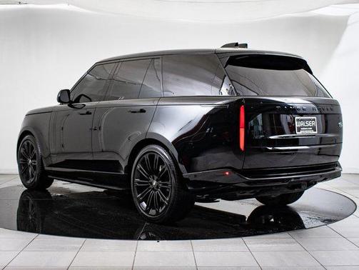 2023 Land Rover Range Rover P530 SE