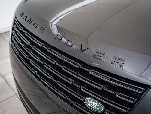 2023 Land Rover Range Rover P530 SE