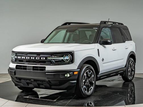 Oxford White 2023 Ford Bronco Sport Outer Banks