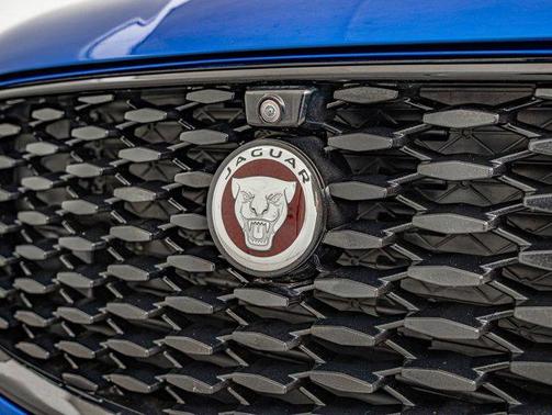 Ultra Blue 2022 Jaguar F-PACE SVR P550 AWD Automatic