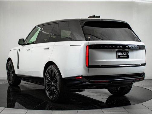 2025 Land Rover Range Rover P400 SE