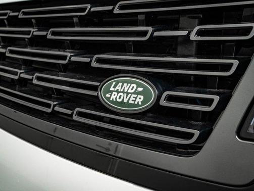 2025 Land Rover Range Rover P400 SE