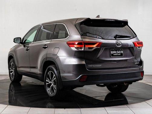 2019 Toyota Highlander LE Plus