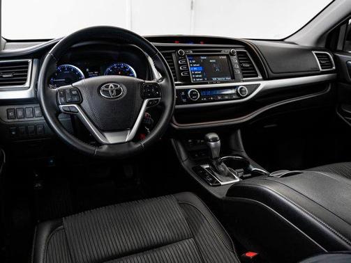 2019 Toyota Highlander LE Plus
