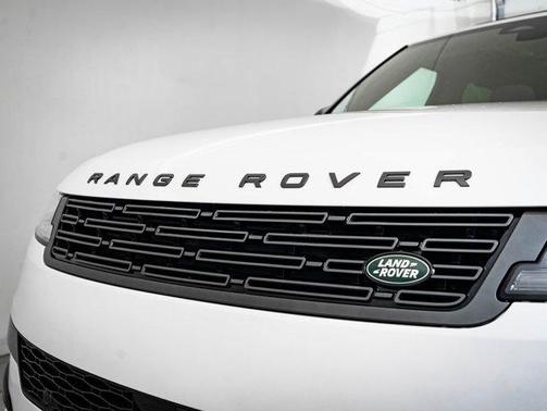 2024 Land Rover Range Rover Sport SE