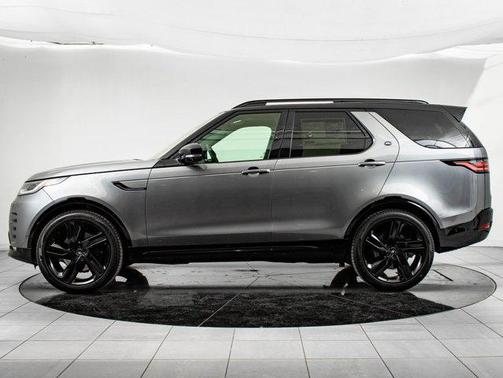 2025 Land Rover Discovery P360 Dynamic SE