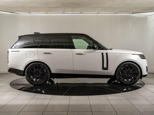 Satin 2026 Land Rover Range Rover P530 SE
