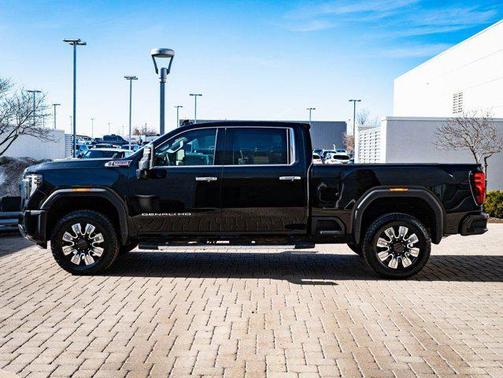 Onyx Black 2025 GMC Sierra 3500 Denali