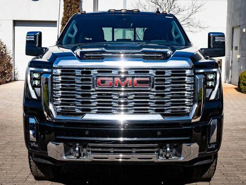 2025 GMC Sierra 3500 Denali