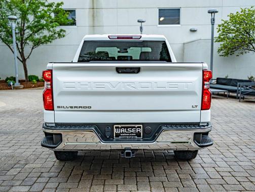 Summit White 2023 Chevrolet Silverado 1500 LT