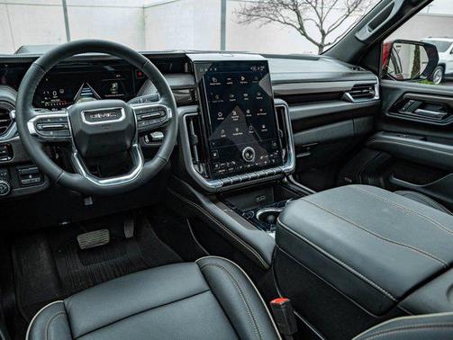 2025 GMC Yukon XL 4WD Elevation