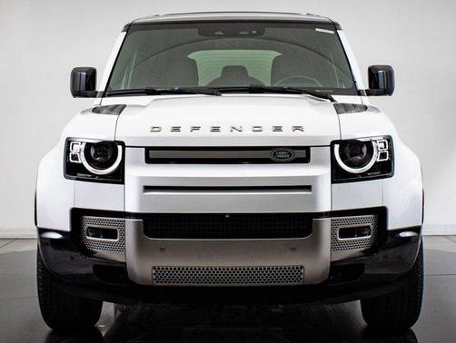 Fuji White 2021 Land Rover Defender 110 X-Dynamic HSE