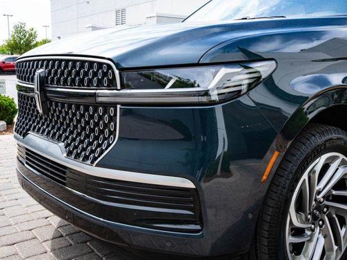 Blue Metallic 2025 Lincoln Navigator Reserve