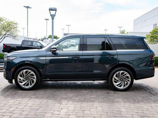 Blue Metallic 2025 Lincoln Navigator Reserve