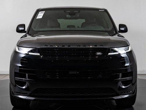Santorini Black Metallic 2026 Land Rover Range Rover Sport SE