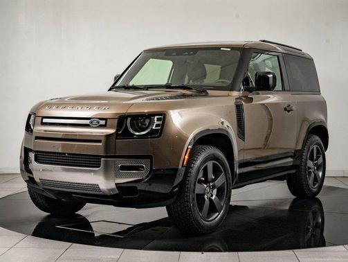2023 Land Rover Defender 90 SE