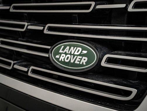 Green 2026 Land Rover Range Rover P400 SE