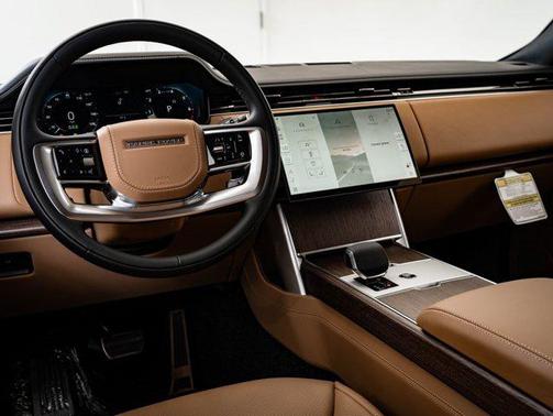 2026 Land Rover Range Rover P400 SE