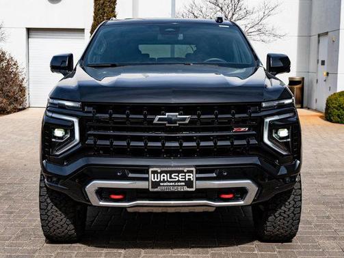 2025 Chevrolet Suburban Z71