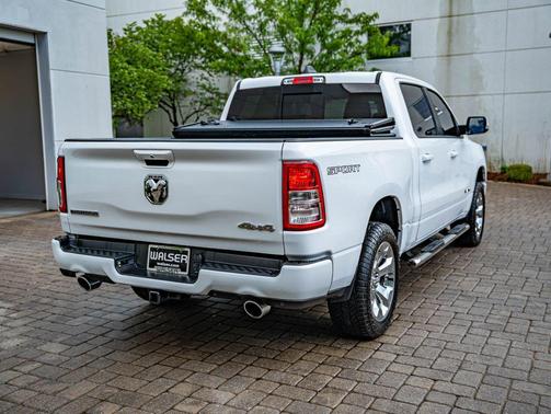 Bright White Clearcoat 2022 RAM 1500 Big Horn/Lone Star
