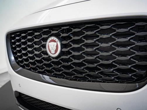 2022 Jaguar E-PACE SE P250 AWD Automatic