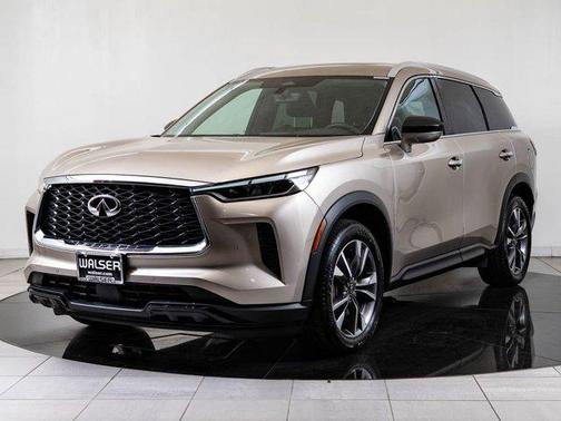 Gold 2023 INFINITI QX60 Luxe