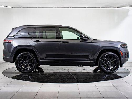 2024 Jeep Grand Cherokee 4xe Anniversary Edition