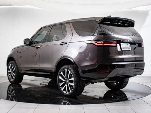 2022 Land Rover Discovery P360 S R-Dynamic