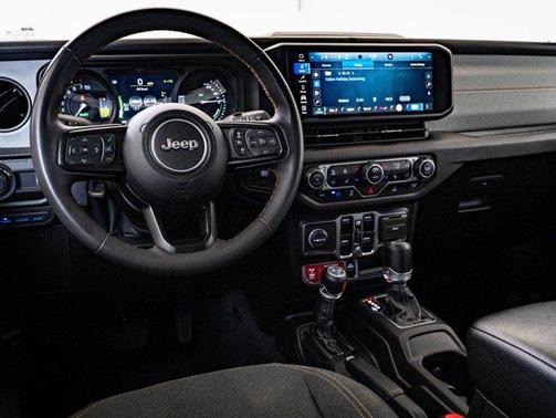 Granite Crystal Metallic Clearcoat 2024 Jeep Wrangler 4xe Willys