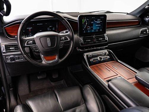 Infinite Black 2021 Lincoln Navigator Reserve
