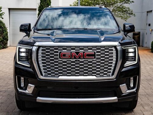 Onyx Black 2023 GMC Yukon Denali